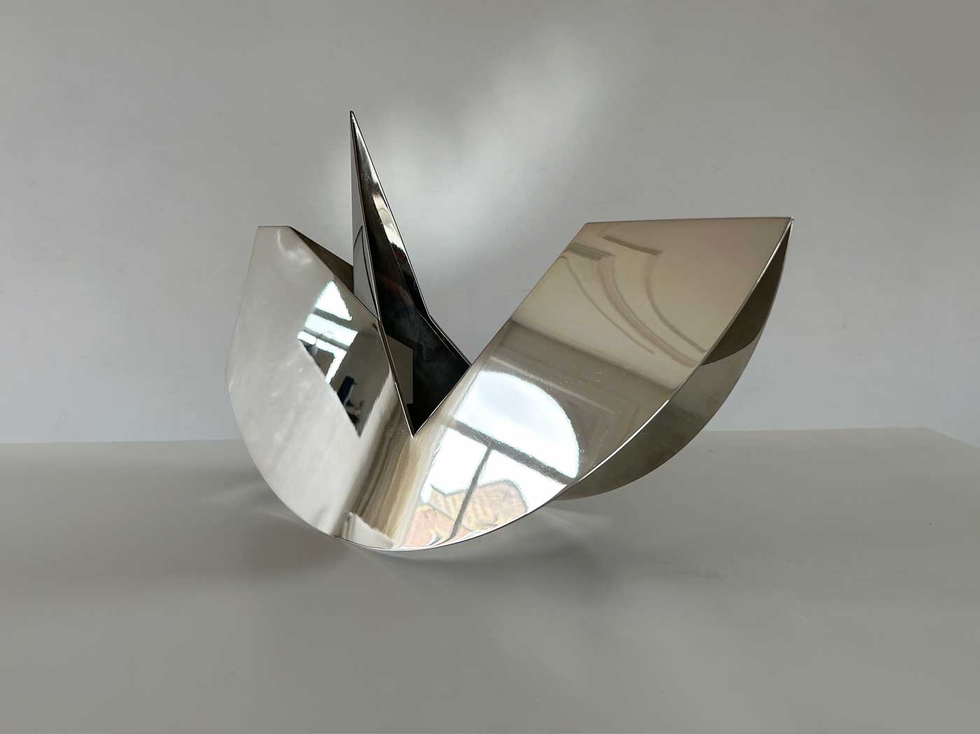 "Scultura da Viaggio" sculpture by Bruno Munari