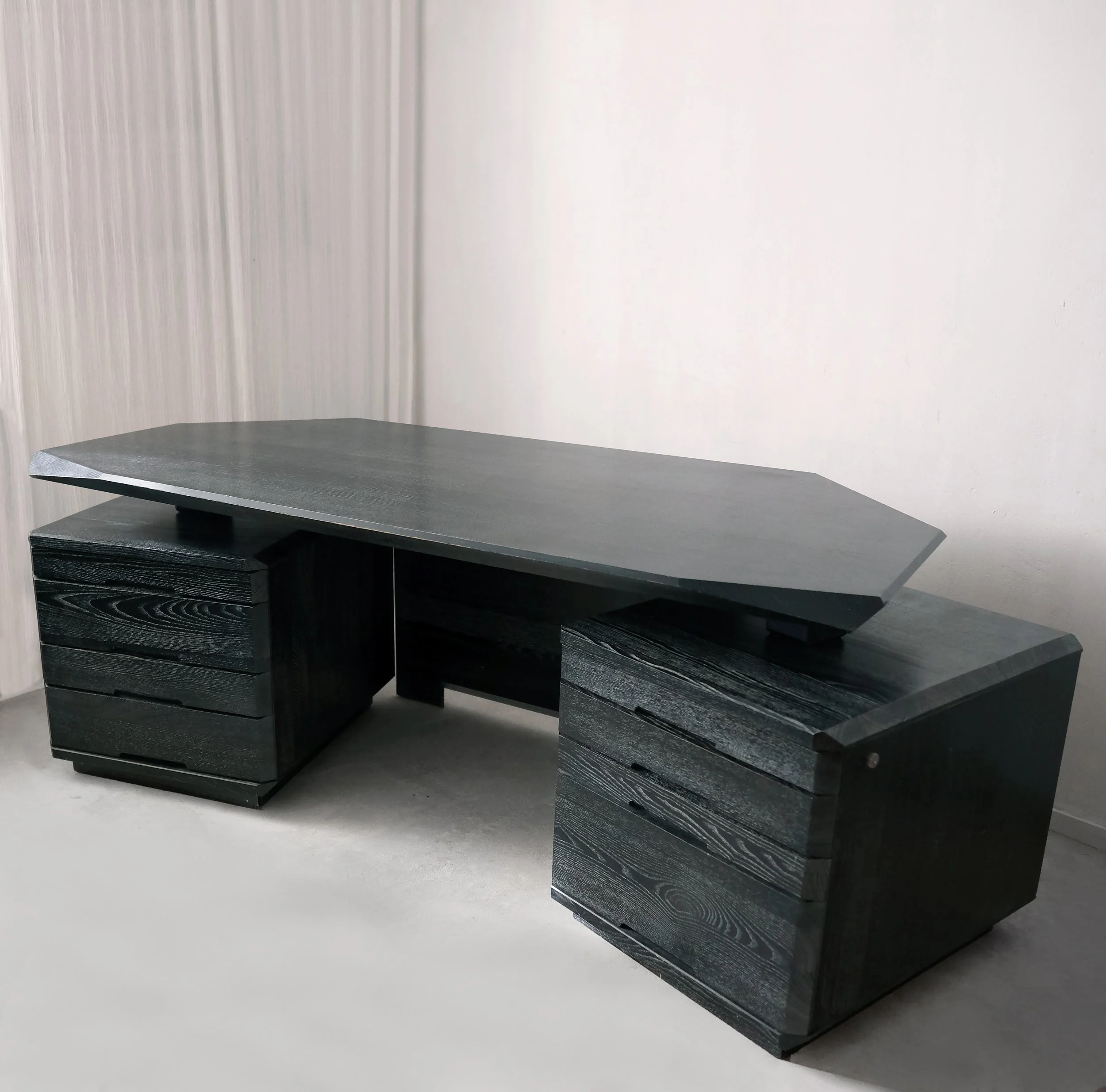 B40 Desk by Pierre Chapo