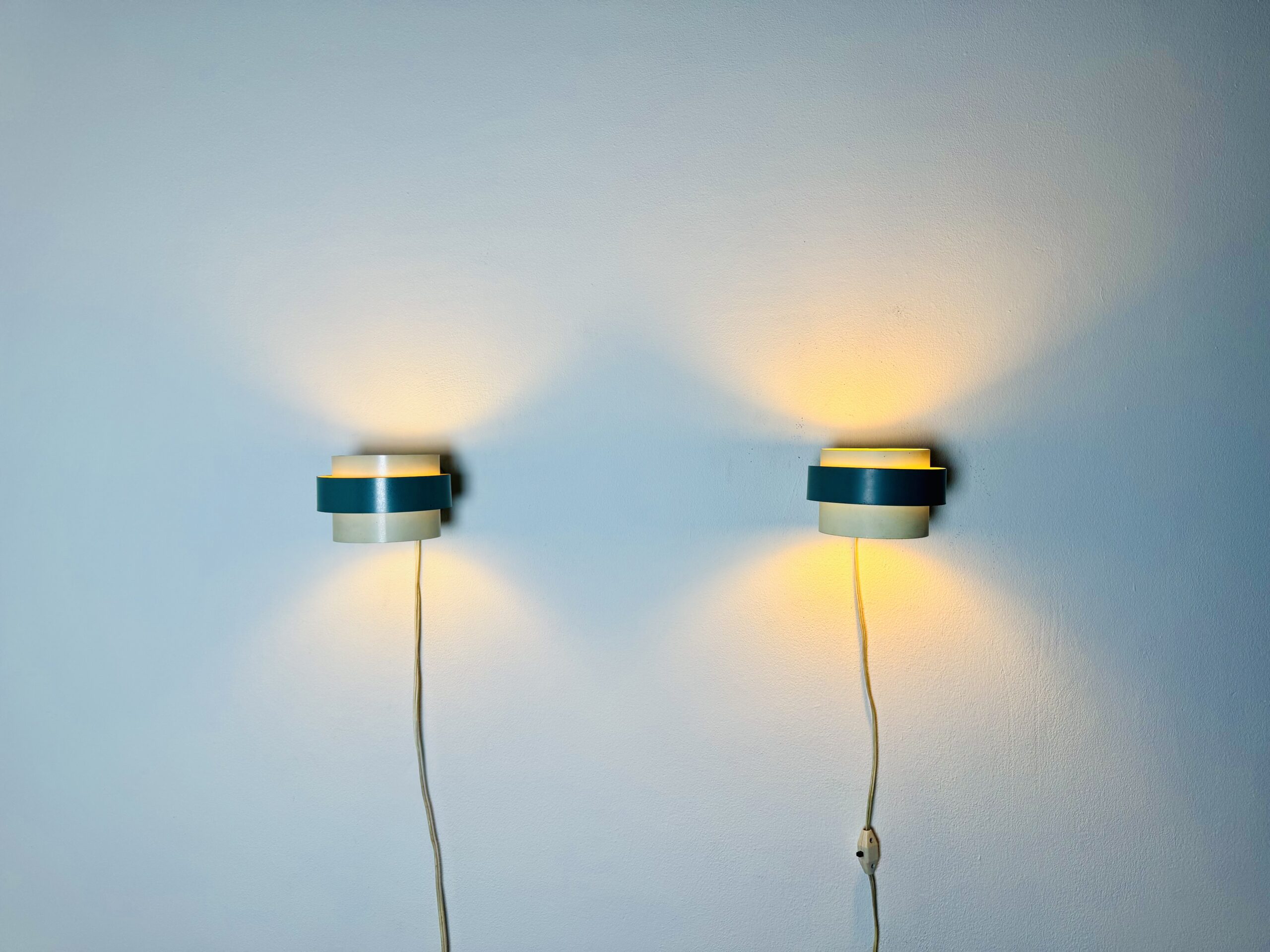Model NX25 Wall Lamps by Philips
