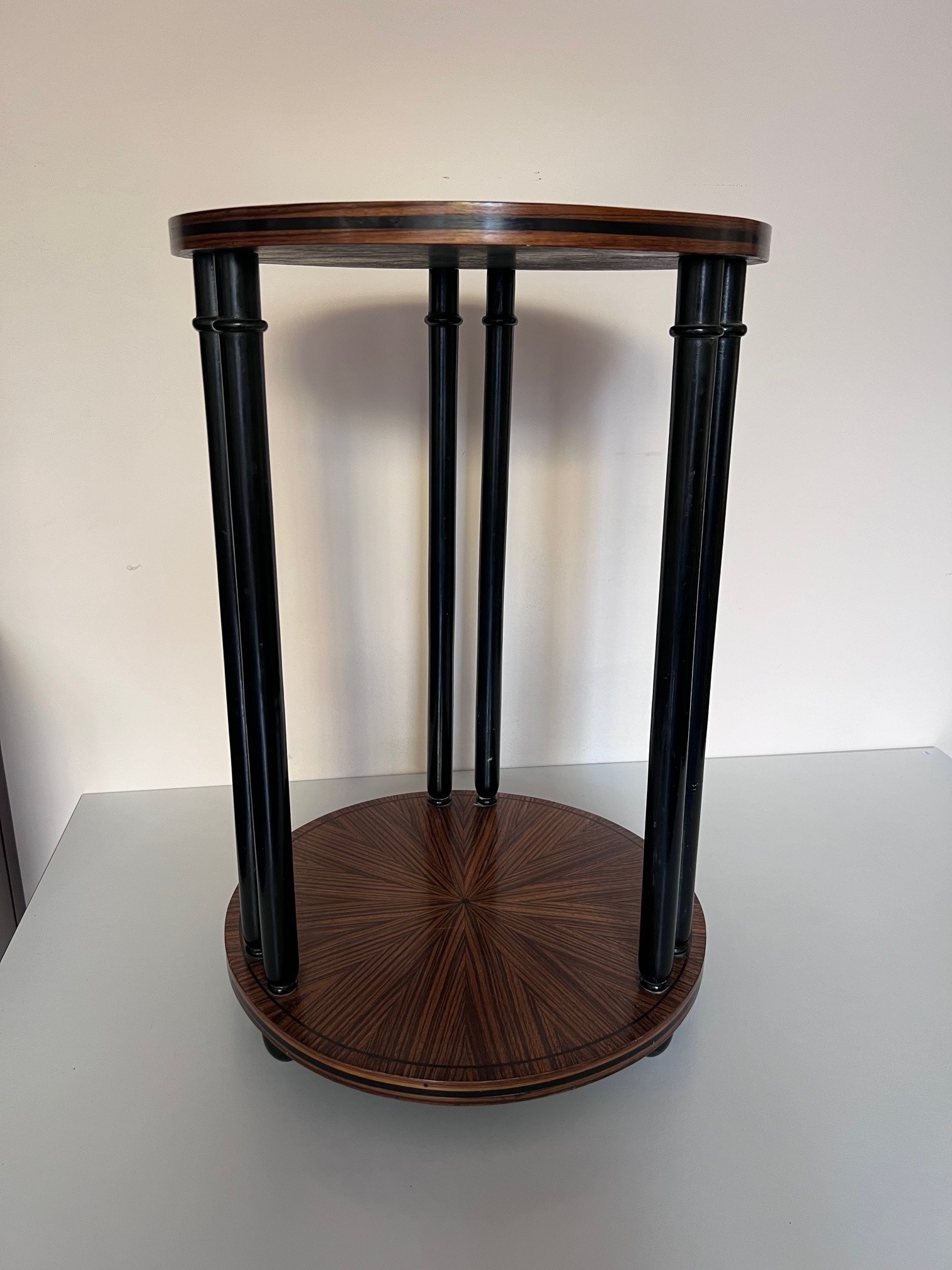 Art deco Maurice Dufrene stijl zebrano side table