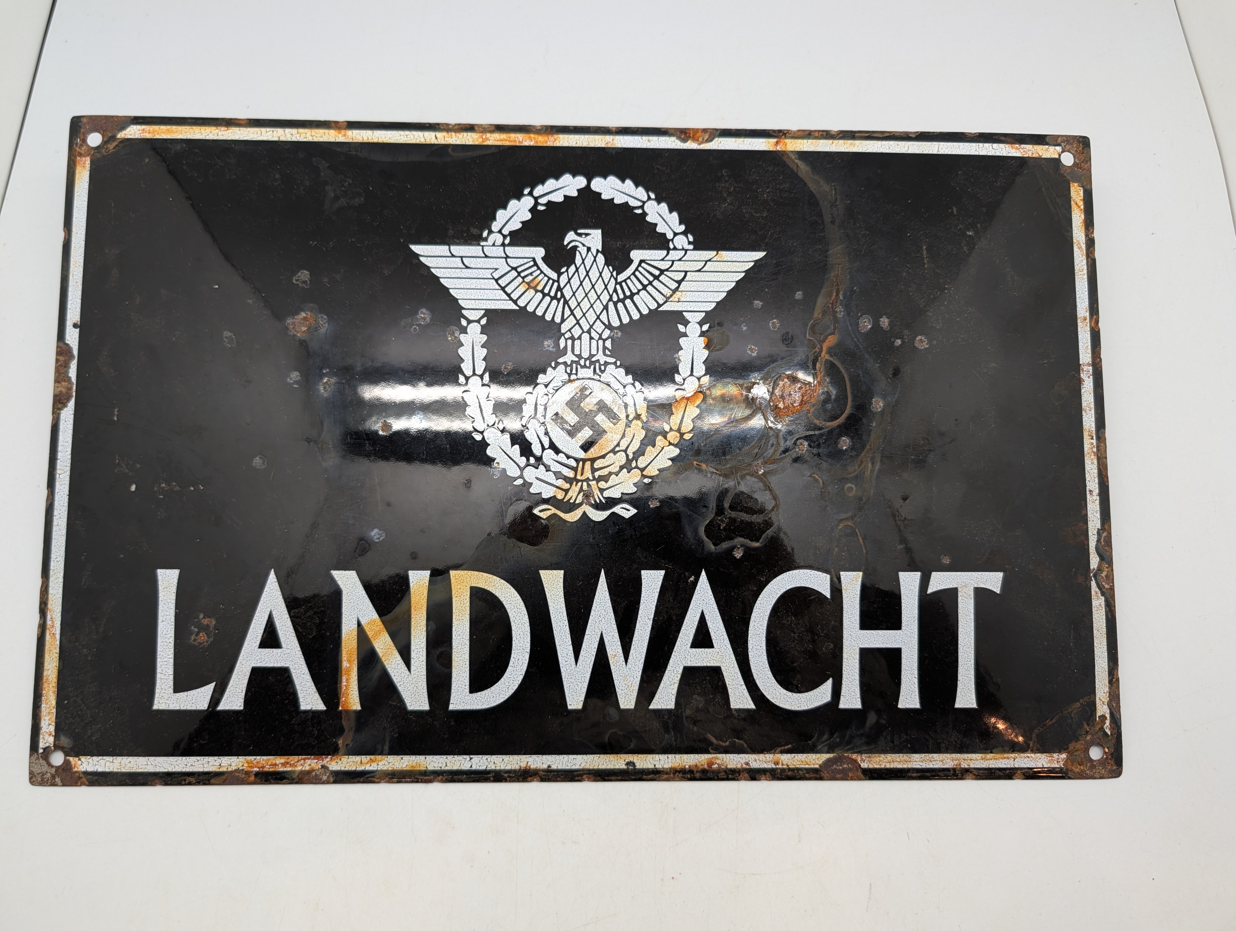 Emaljeskilt Landwacht med nationalsocialistisk symbolik