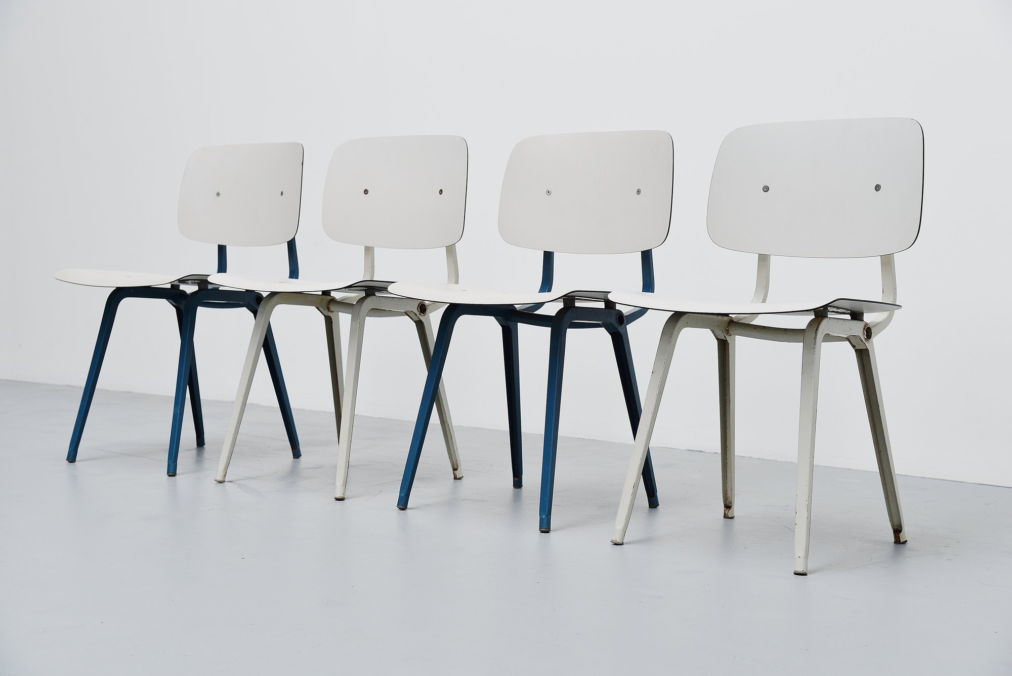Set of 4 Revolt Chairs