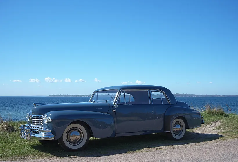 1947 Lincoln Continental Coupé / 1946