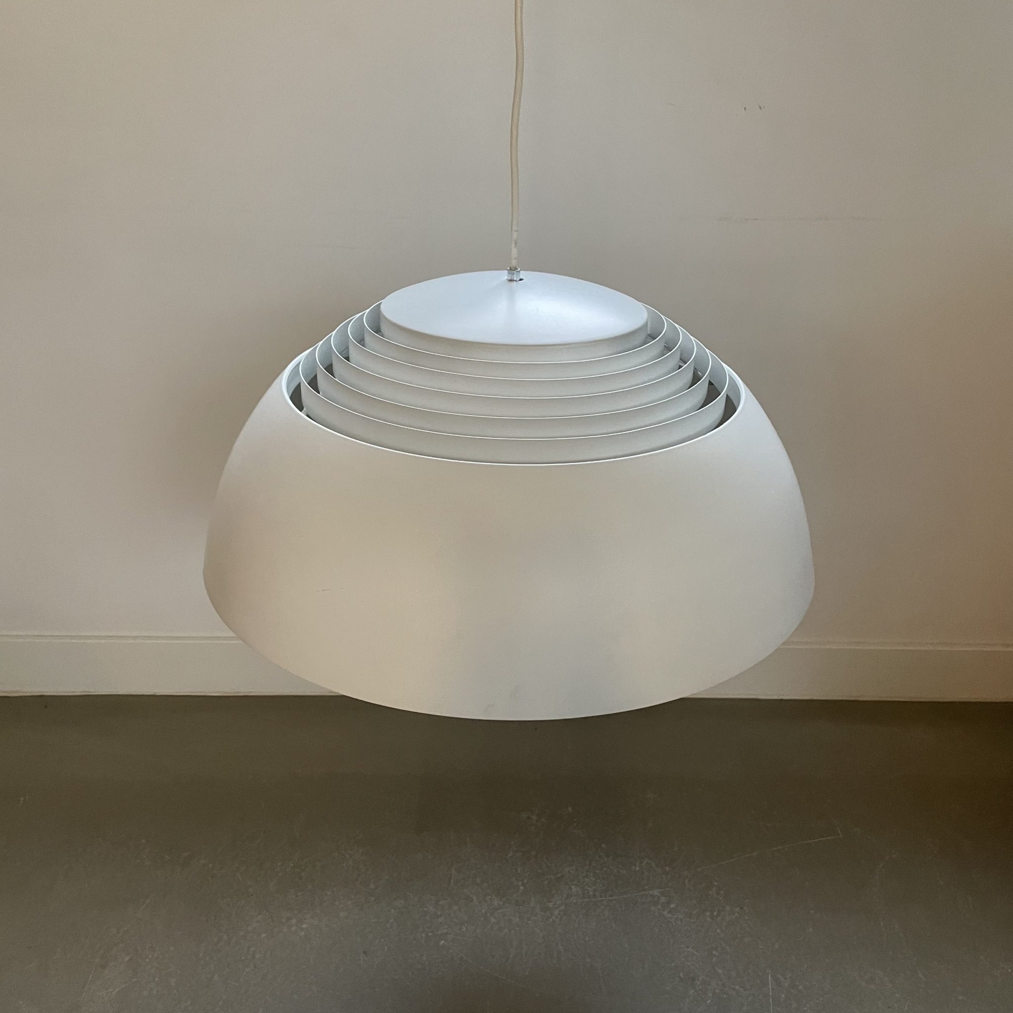 AJ Royal Pendant Lamp by Arne Jacobsen