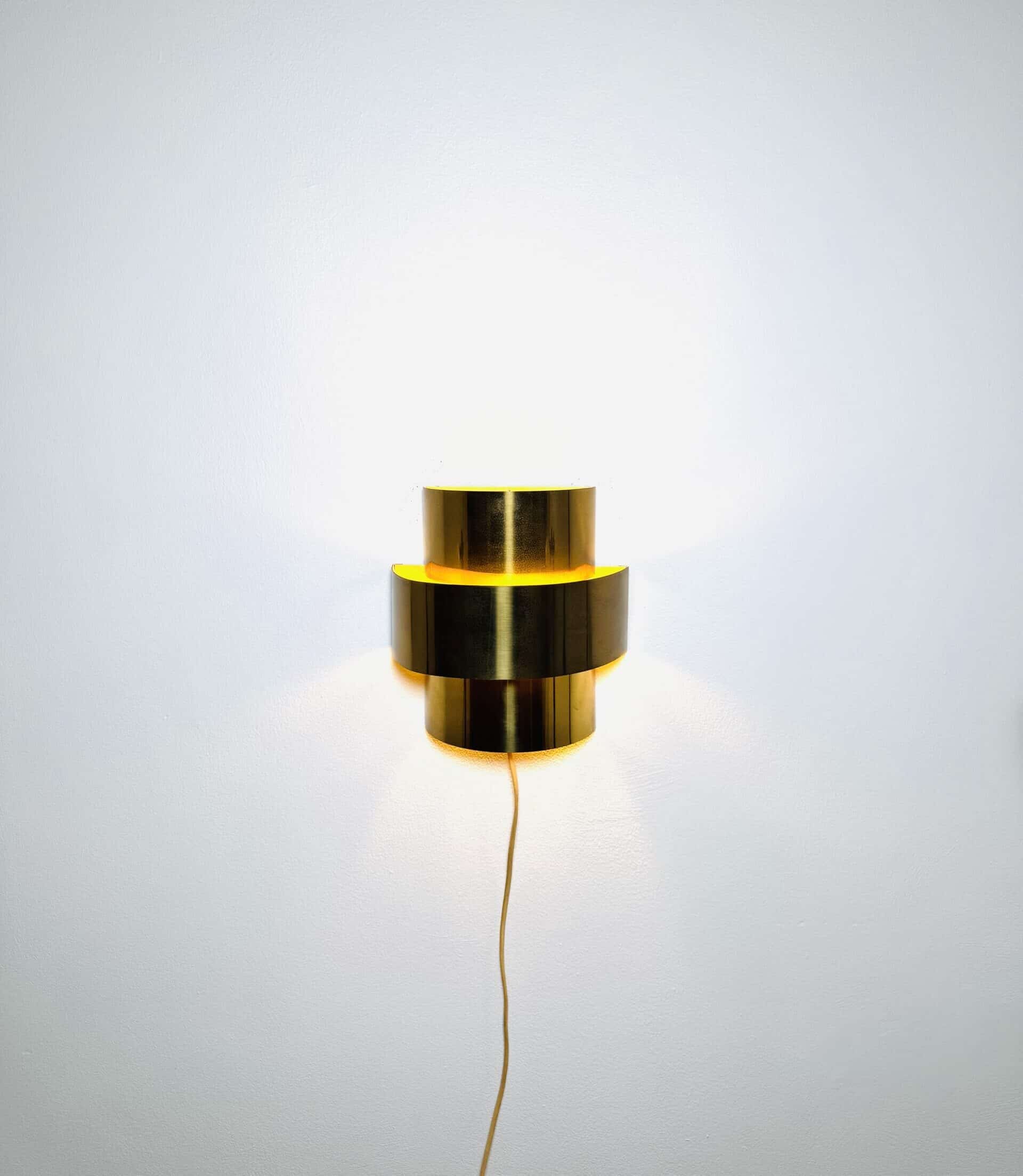 Gold Layered Wall Lamp by Anvia