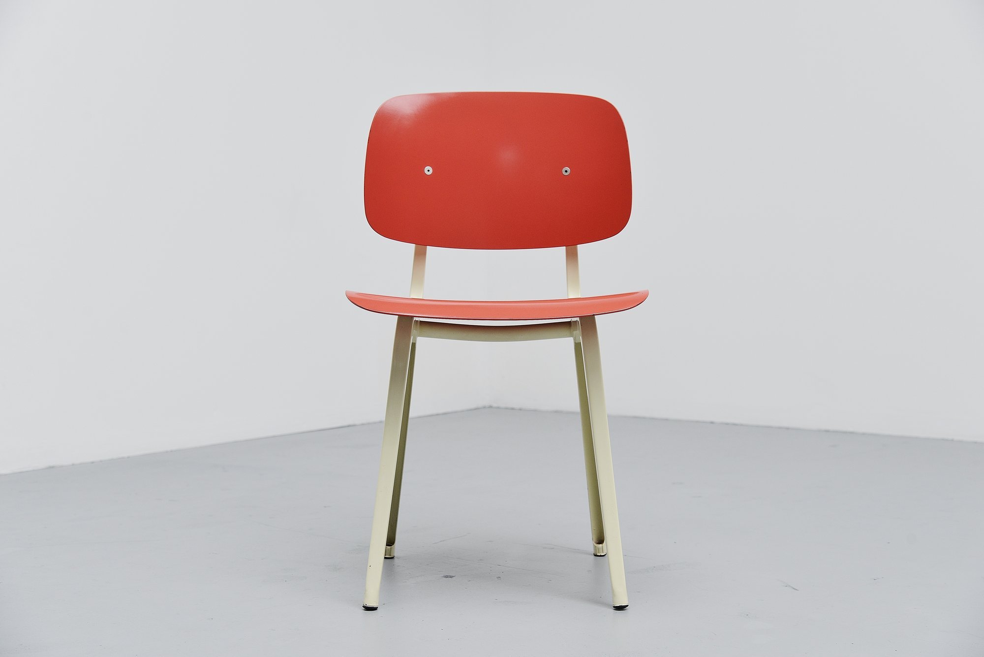 Friso Kramer Revolt Chair