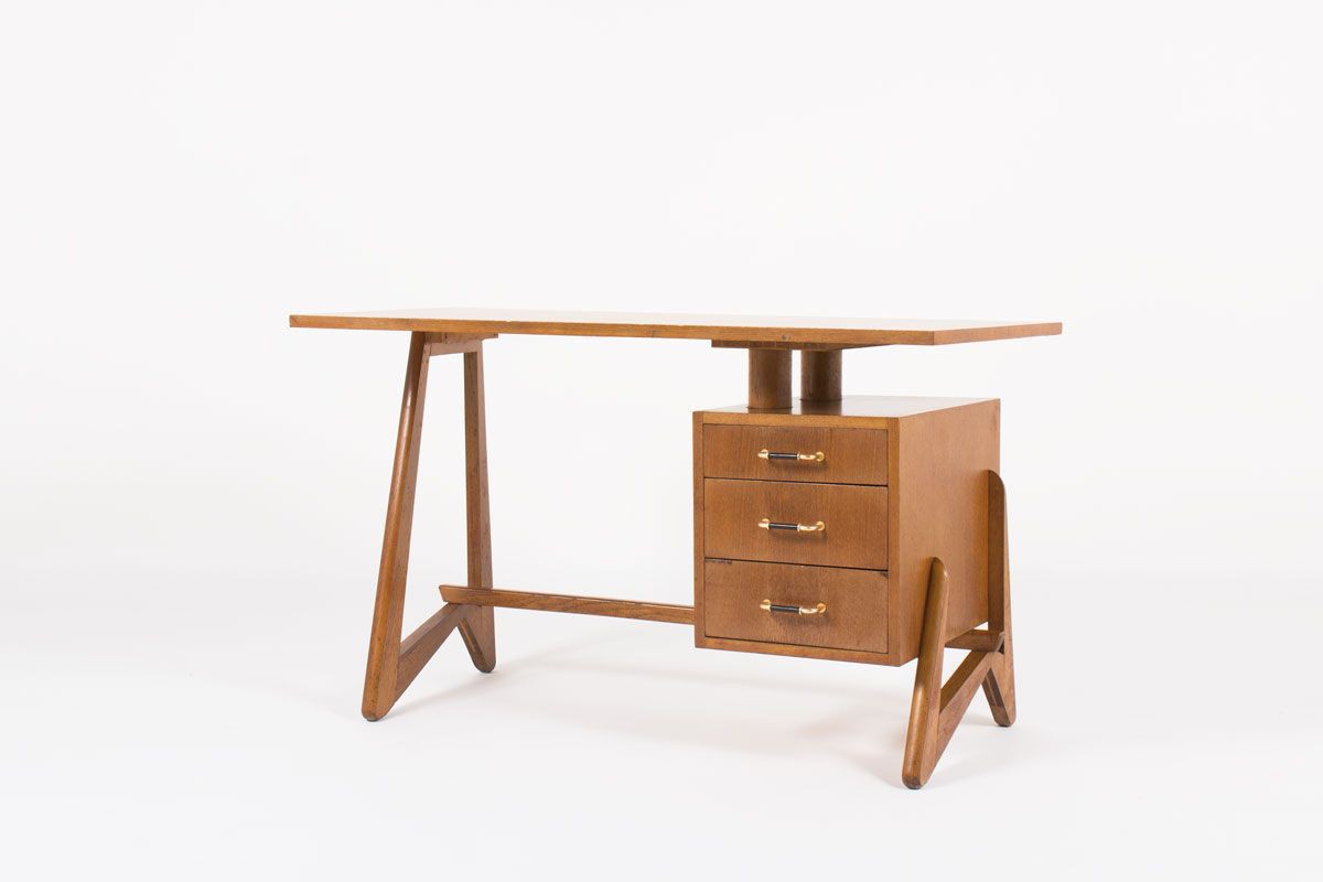 Oak desk with free form