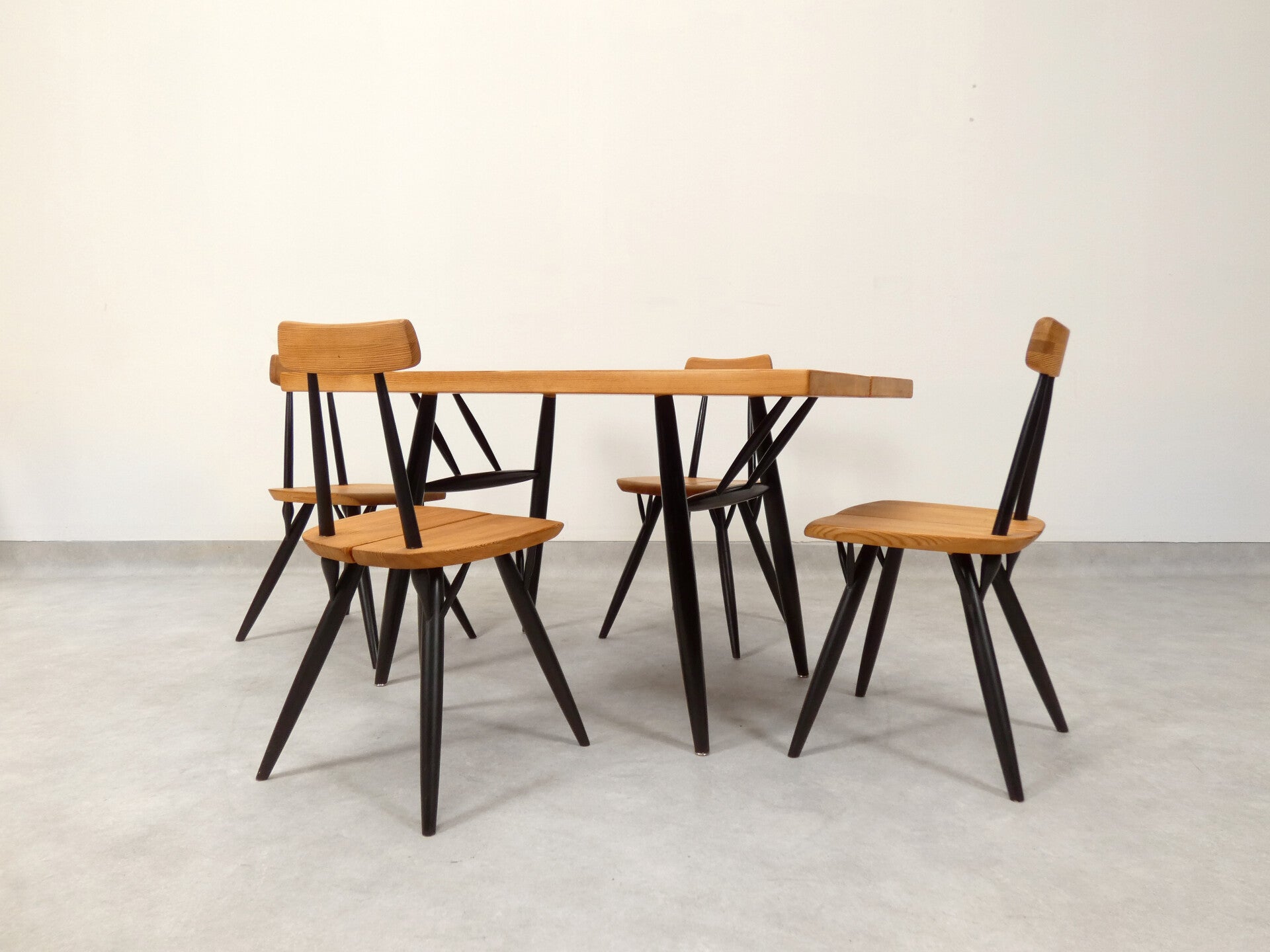 Pirkka Dining Set