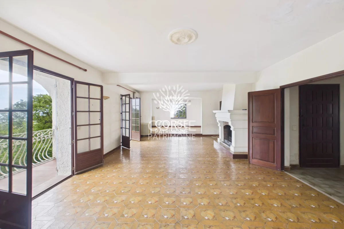 Photo 3 sur 9