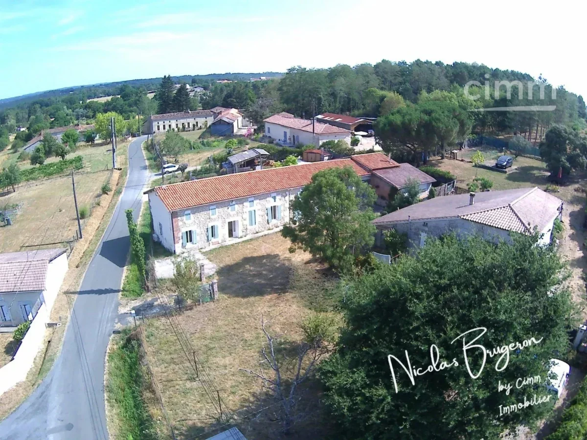 Photo 4 sur 9