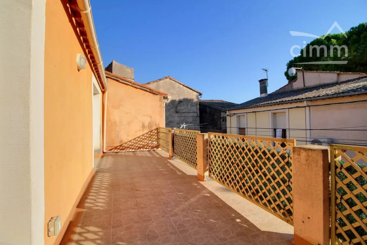 Photo 2 sur 8