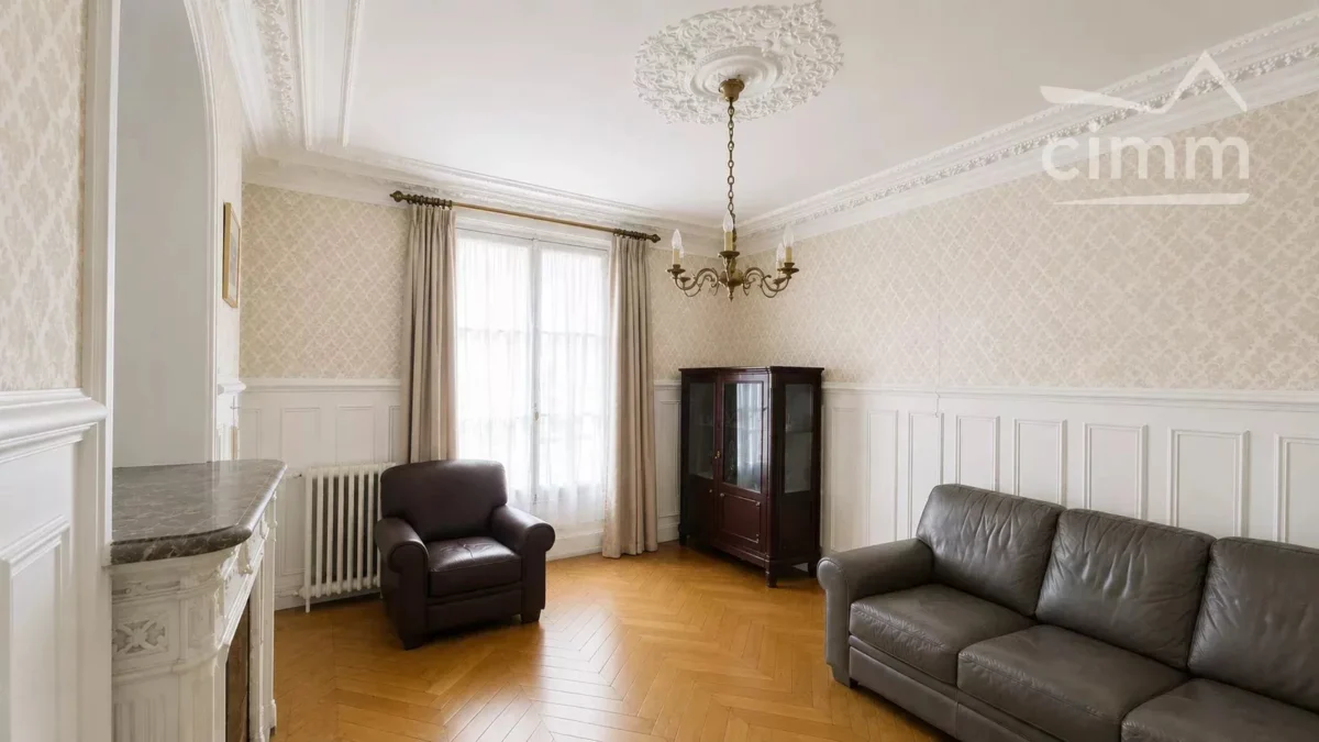 Photo 3 sur 9