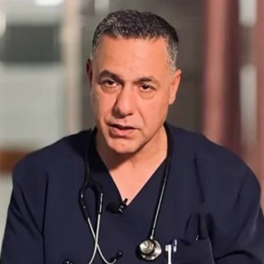 مخاوف حقوقية من استمرار اعتقال الطبيب حسام أبو صفية في سجون الاحتلال