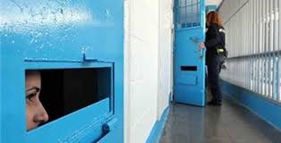 الاحتلال يحكم على أسيرة مصابة بالسرطان بالسجن 22 شهرًا