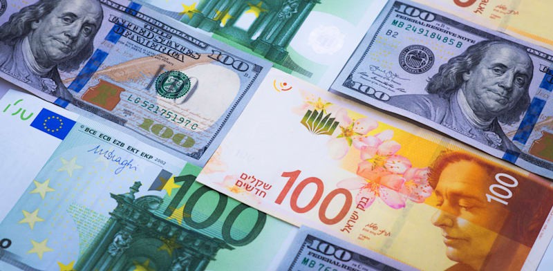 أسعار صرف العملات مقابل الشيكل اليوم الأحد