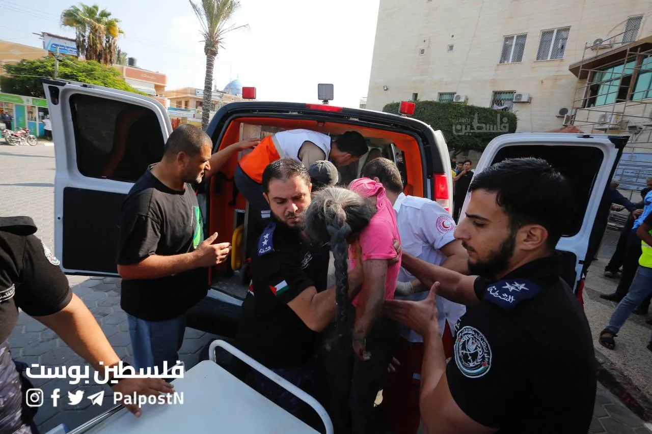إصابات جراء قصف الاحتلال مركبة في مدينة غزة