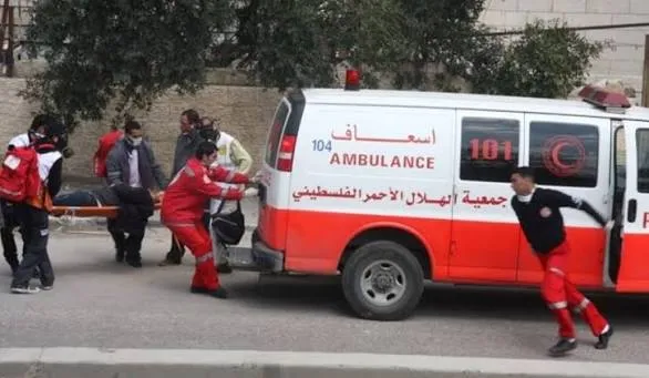 القدس: إصابة شاب بالرصاص الحي خلال اقتحام الاحتلال بلدة بيت عنان