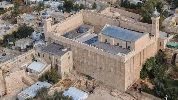 83 يوما من منع الأذان في الحرم الإبراهيمي بالخليل