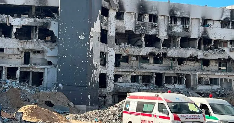 تحذيرات من انقطاع الكهرباء عن الأقسام المنقذة للحياة في مستشفيات غزة