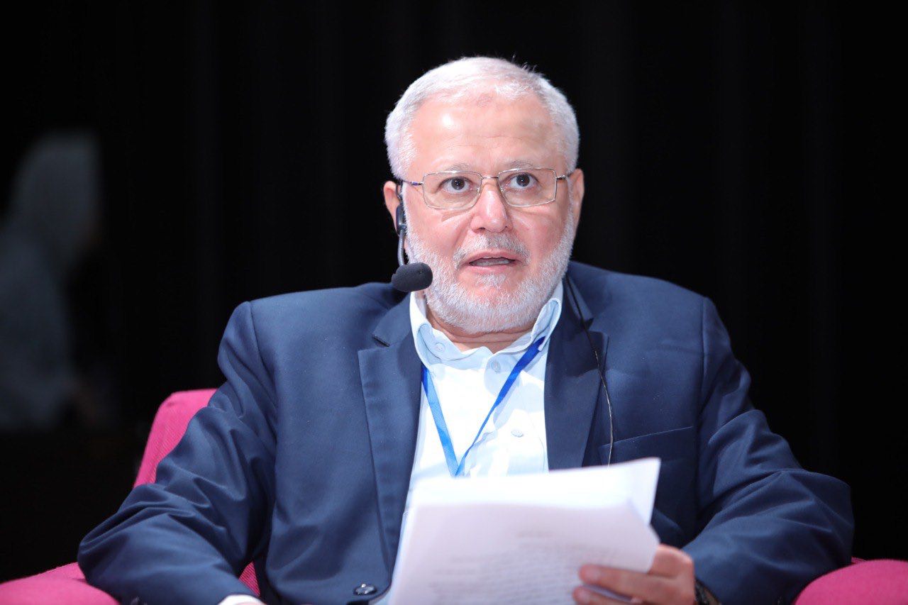 صورة الكاتب