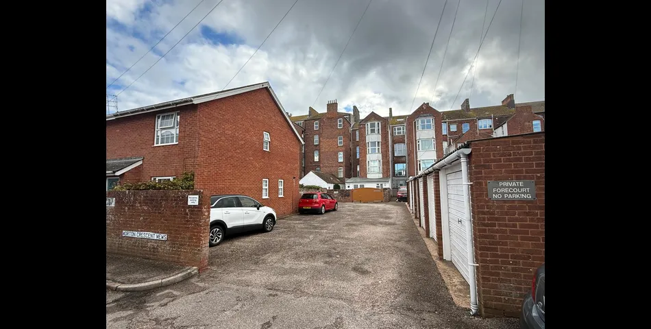 FORECOURT LAND WITH POTENTIAL