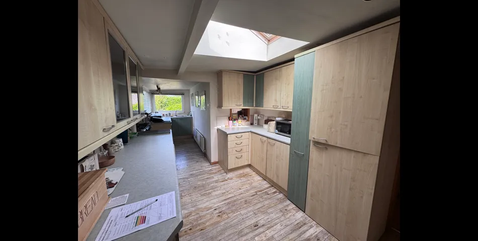 BUNGALOW ON PLOT WITH POTENTIAL