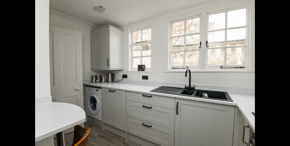 RESIDENTIAL INVESTMENT APARTMENT