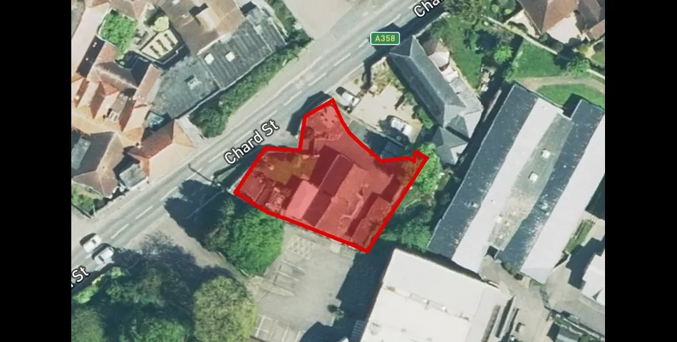 DETACHED BUNGALOW ON LARGE PLOT