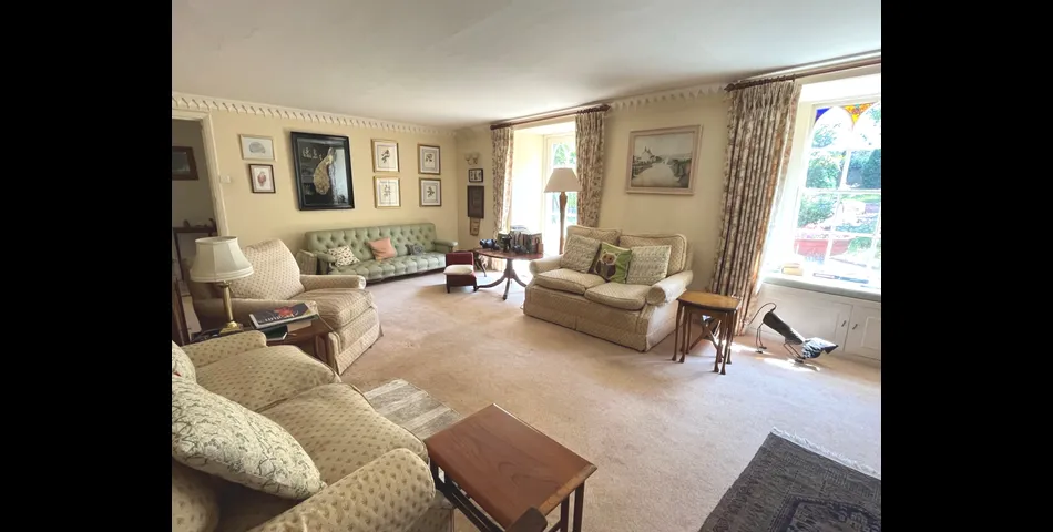 PERIOD RESDIENCE FOR IMPROVEMENT