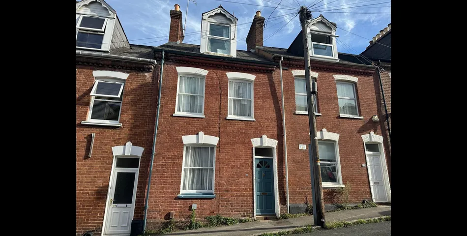 TERRACED HOUSE FOR INVESTMENT