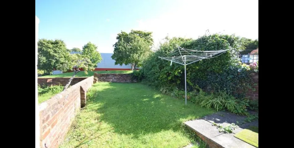 TERRACED HOUSE FOR INVESTMENT