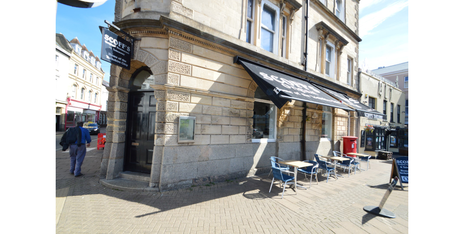 MIXED RESIDENTIAL AND COMMERCIAL INVESTMENT PROPERTY