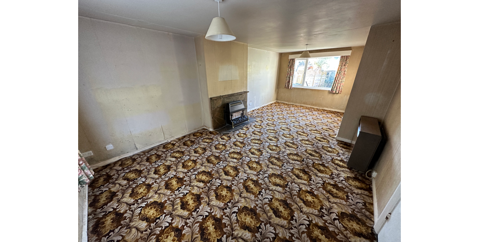 SEMI-DETACHED HOUSE FOR REFURBISHMENT