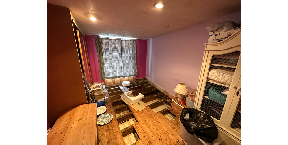 TERRACED HOUSE FOR IMPROVEMENT