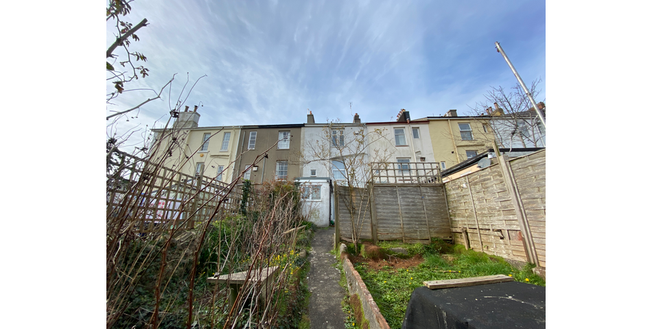 THREE FLAT INVESTMENT OPPORTUNITY