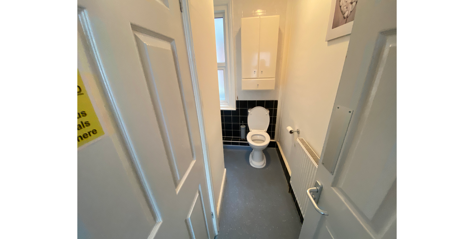 TERRACED PROPERTY WITH POTENTIAL