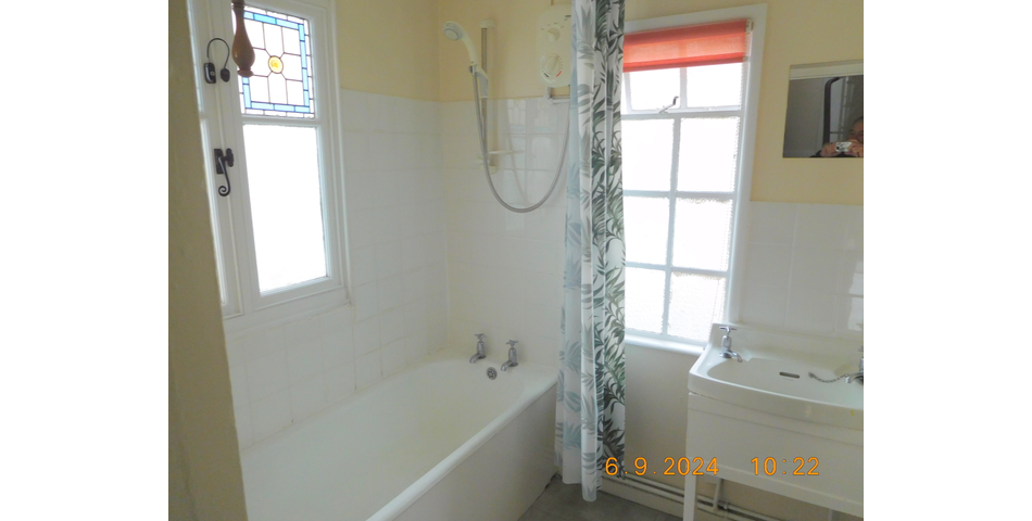 SEVEN FLAT INVESTMENT PROPERTY