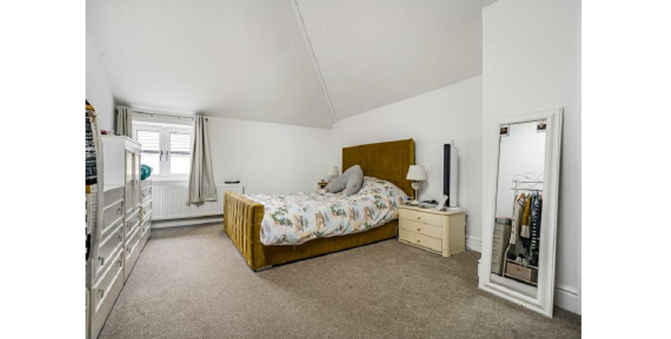 MODERN THREE BED COTTAGE FOR INVESTMENT