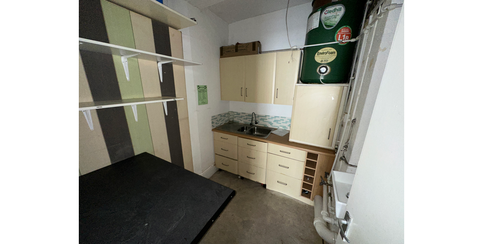 MIXED RESDIENTIAL AND COMMERCIAL PROPERTY