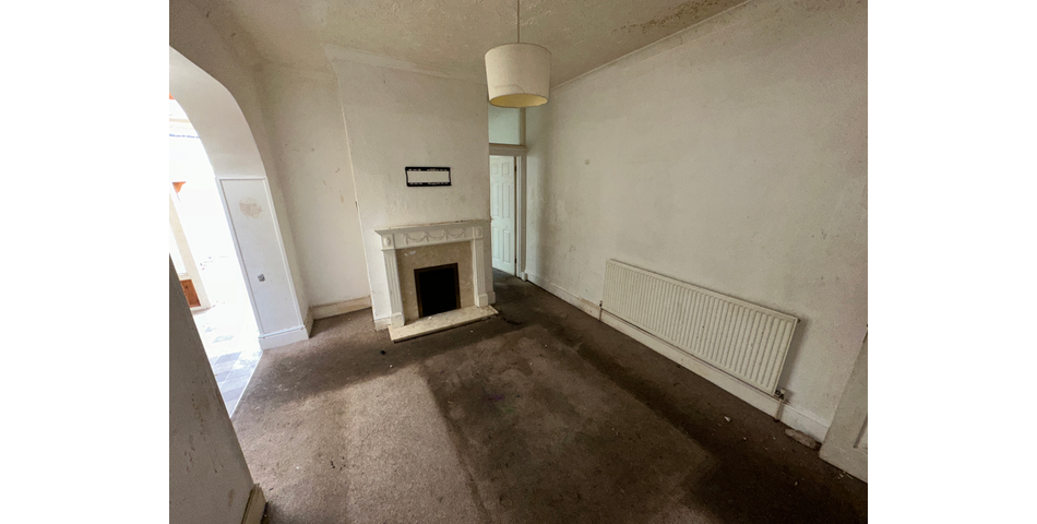 MIXED RESDIENTIAL AND COMMERCIAL PROPERTY