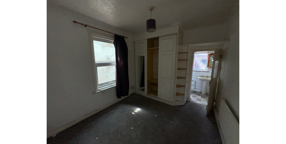 MIXED RESDIENTIAL AND COMMERCIAL PROPERTY