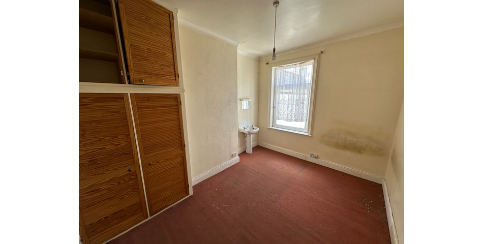 MIXED RESDIENTIAL AND COMMERCIAL PROPERTY