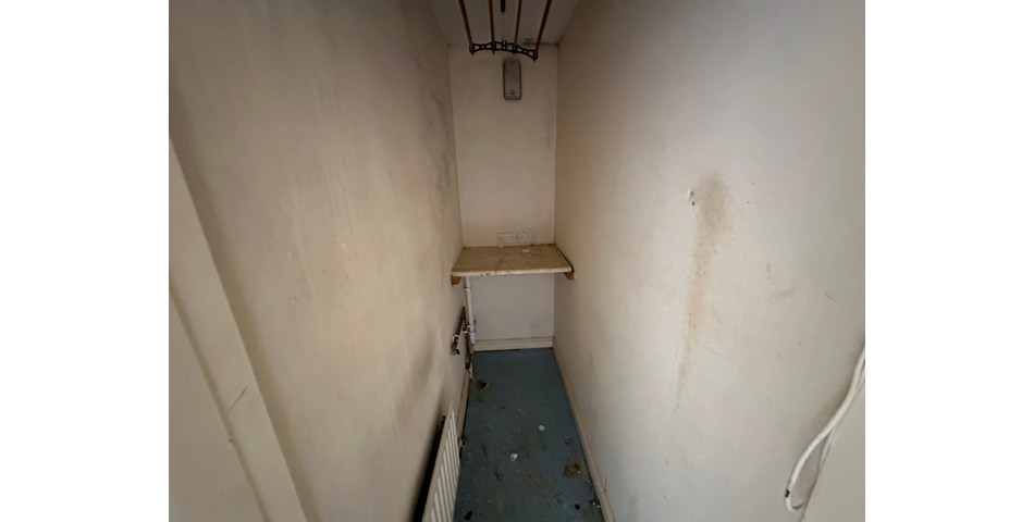 MIXED RESDIENTIAL AND COMMERCIAL PROPERTY