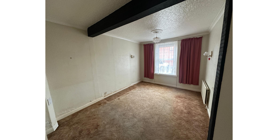TERRACED HOUSE FOR REFURBISHMENT