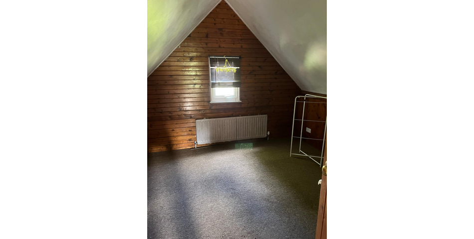 CHALET BUNGALOW FOR REFURBISHMENT