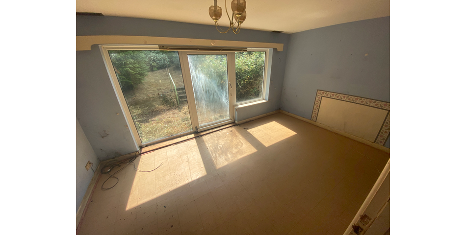 LINK-DETACHED HOUSE FOR REFURBISHMENT