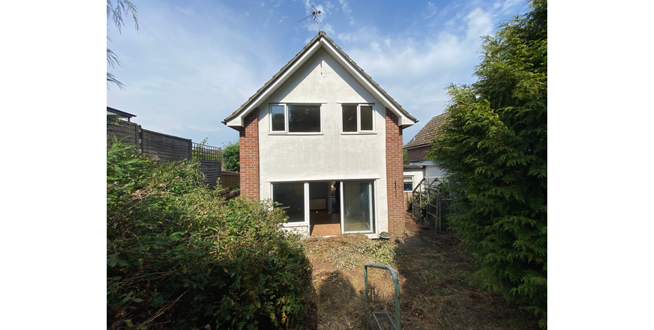 LINK-DETACHED HOUSE FOR REFURBISHMENT