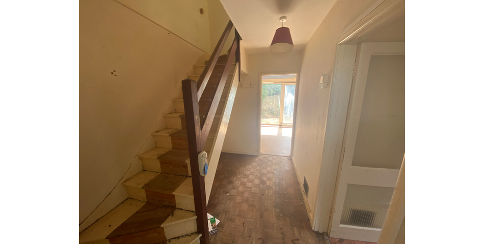 LINK-DETACHED HOUSE FOR REFURBISHMENT
