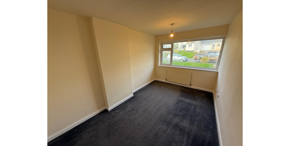 TERRACED HOUSE FOR IMPROVEMENT