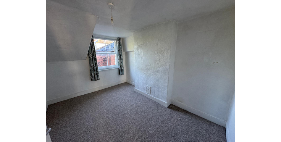 VACANT MIXED RESIDENTIAL & COMMERCIAL PROPERTY